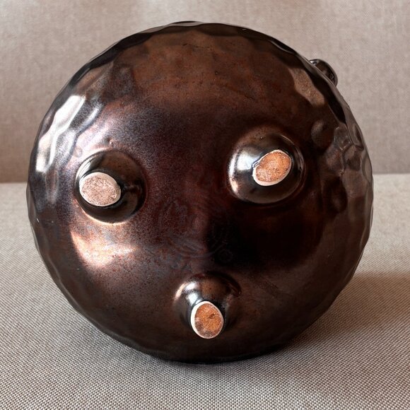 Vintage McCoy Hammered Bronze Luster Ceramic Cauldron / Planter - Picture 6 of 7